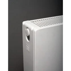 Thermrad Super-8 plateau compact radiator Nieuw