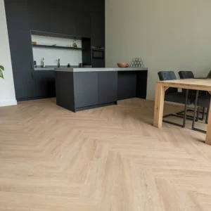 Meest Verkocht Floer Walvisgraat PVC Gaia Grijsbeige FLR-3527 Visgraat Plak PVC