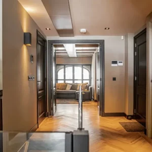 Op = Op Gelasta City Visgraat Click Smoked Oak Natural 5701 Visgraat Click PVC