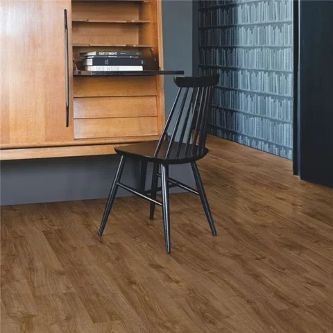 Actieprijs QuickStep Bloom Herfst Eik Bruin AVMPU40090 Plank Click PVC