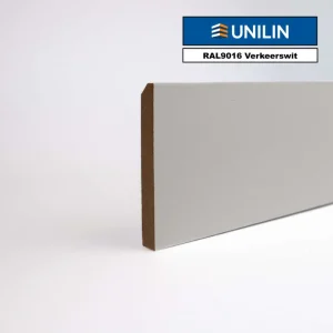 Koop Online 15mm MDF Design Plint Voorgelakt RAL9016